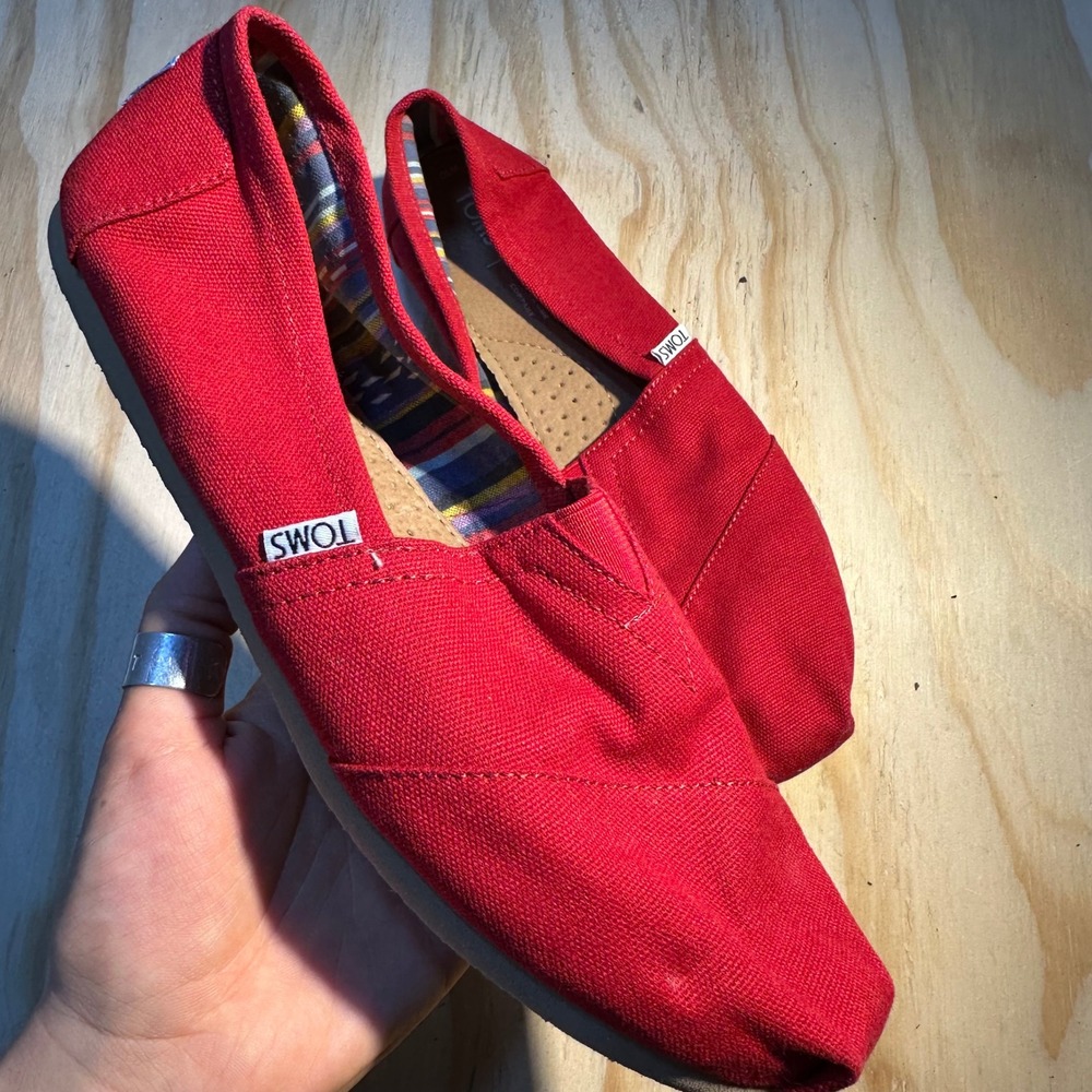 TOMS Women's Alpargata Red Canvas Classic Slip On Loafer Flat Shoes Size W10